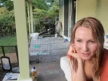 webcam girl kaileeshy today image #457176