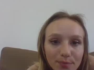 webcam girl deelareehop today image #2273384