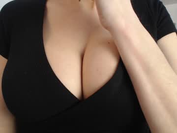 webcam girl eat_mee_out today image #1846649