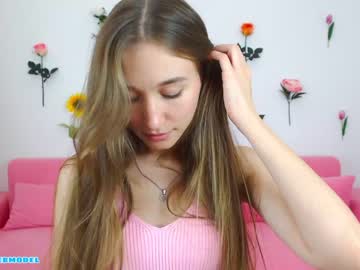webcam girl ambertan1 today image #2688814