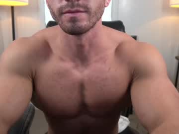 webcam man hotmuscles6t9 today image #885332