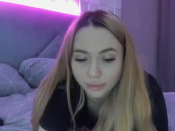 webcam girl meryfoxxx today image #3124418