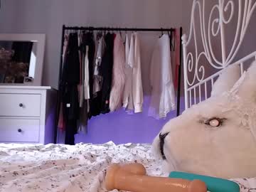 webcam girl hi_im_lily today image #2707386