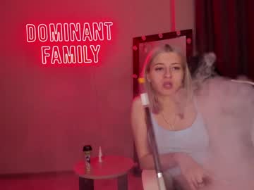 webcam couple dominant_family today image #1618903