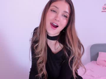 webcam girl aalliyahh today image #3155737