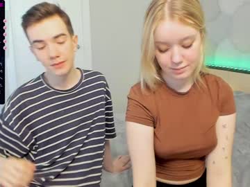 webcam couple lollipops6666 today image #2168959