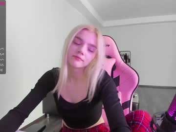 webcam girl allotropp today image #3591782