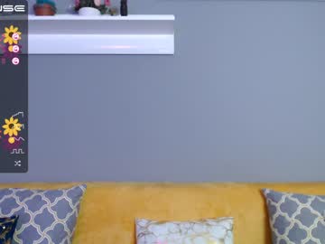 webcam girl little_v1rgin_angel today image #2046569
