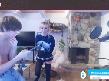 webcam couple shanehall today image #270311