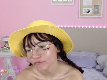 webcam girl little_effy18 today image #1046048