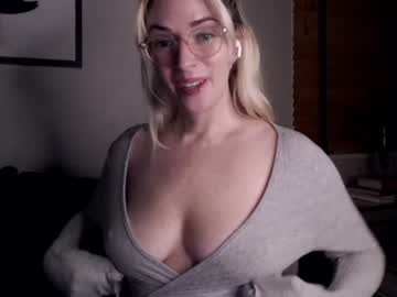 webcam girl sleepybabyxo today image #946698
