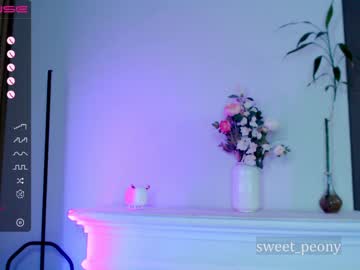webcam girl small_blondee today image #2959398