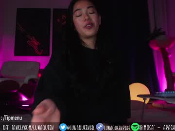 webcam girl lunaqueeeen today image #3535729