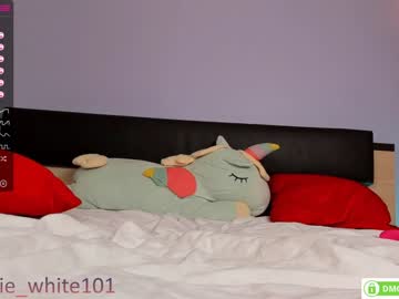webcam girl foxhilary today image #1923205