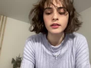 webcam girl crown_of_vice01 today image #3600380