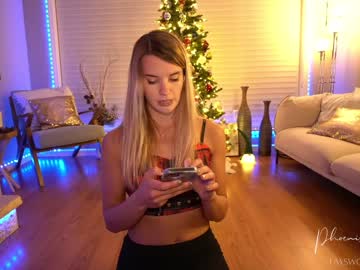 webcam girl phoenix_taylor today image #615125