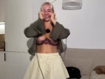 webcam girl hey__lucy today image #12103