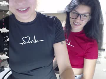 webcam couple maya_and_guests today image #2361720