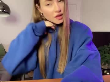 webcam girl strawberryjamx today image #3357105