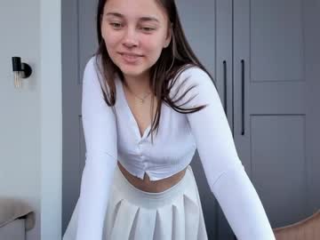 webcam girl eleonora_linn today image #2024295