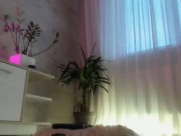 webcam girl meryfoxxx today image #3439023