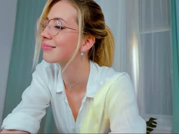 webcam girl emmi_rosee today image #1896729