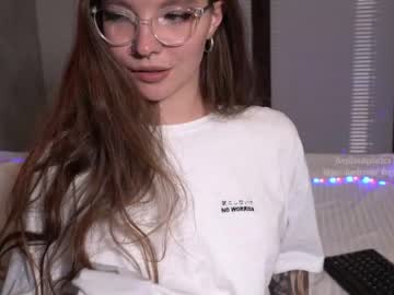 webcam girl _deepthroatgalactica today image #2736866