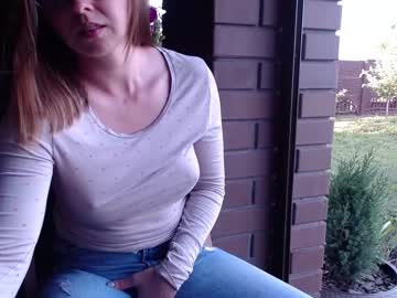 webcam girl juicy_peach88 today image #2135008