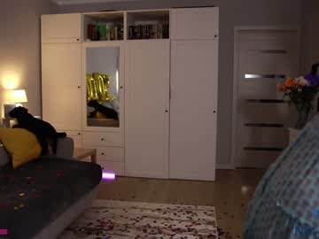 webcam girl _blackbee_ today image #2831211