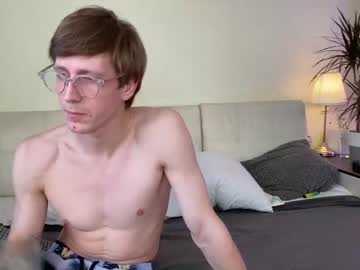 webcam couple l_0l today image #307216