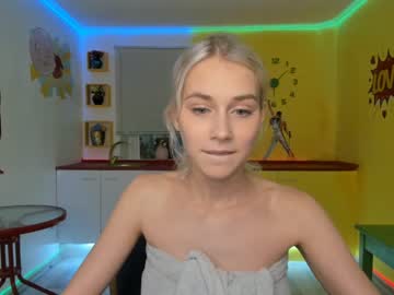 webcam girl leila_moors today image #274814