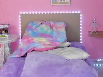 webcam girl little_effy18 today image #2561523