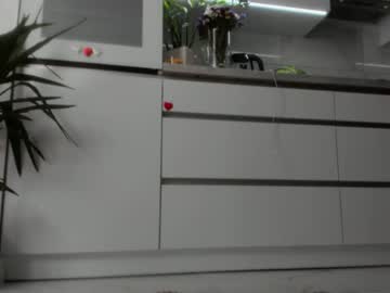 webcam girl meryfoxxx today image #2443172