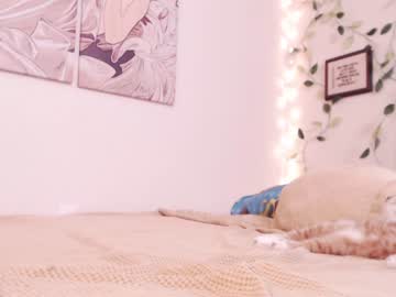 webcam girl eeeveee today image #1978828