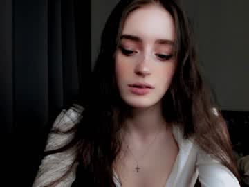 webcam girl lisawoo today image #1899514