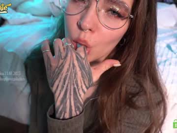 webcam girl _deepthroatgalactica today image #3634457