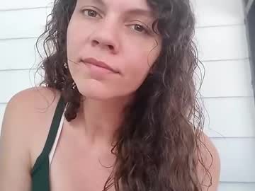 webcam girl honeyhive_4u today image #4018240