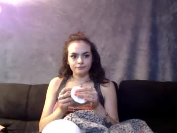 webcam couple jess_glamis96 today image #2191563