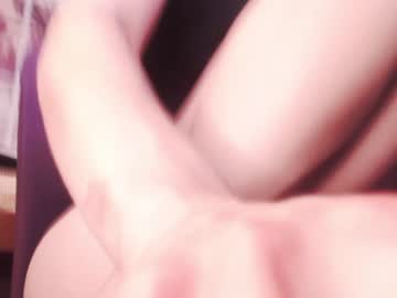 webcam girl eeeveee today image #2439196