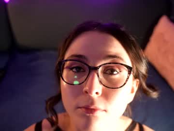webcam girl littlee33 today image #3033205