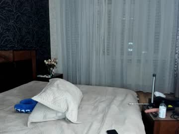 webcam girl kare_maya today image #2736977