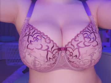 webcam girl aveksmr today image #2682249