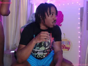 webcam couple pandaworldcb today image #2193111