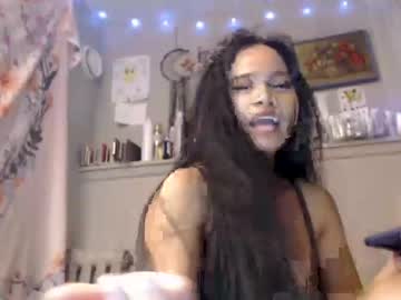 webcam girl nawtymimi today image #2347430