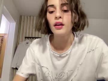 webcam girl crown_of_vice01 today image #3234607