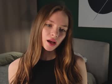 webcam girl elenegilbertson today image #4006639