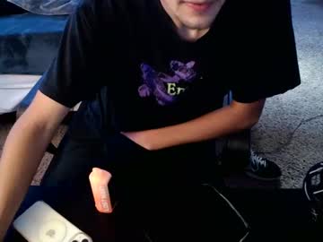 webcam man slammedtruxk today image #4036087