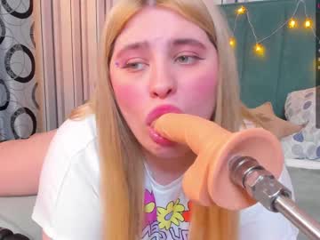 webcam girl miraclark1 today image #1715726