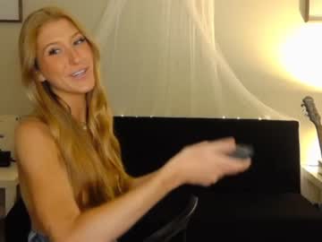 webcam girl addisonvodka today image #586215