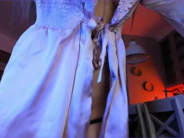 webcam girl bora_ today image #1019493